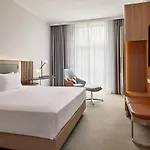 Отель Courtyard By Marriott Magdeburg Барлебен