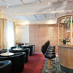 Courtyard By Marriott Magdeburg Барлебен