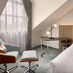 Отель Courtyard By Marriott Magdeburg