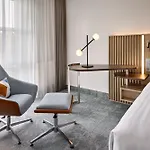 Courtyard By Marriott Magdeburg Отель