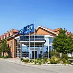 Courtyard By Marriott Magdeburg Отель Барлебен