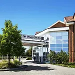 Courtyard By Marriott Magdeburg Отель 4*