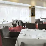 Отель Courtyard By Marriott Magdeburg 4*