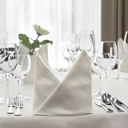 Courtyard By Marriott Magdeburg Barleben