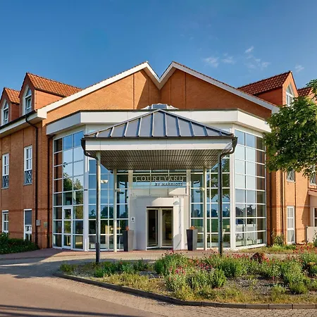Hotel Courtyard By Marriott Magdeburg 4*
