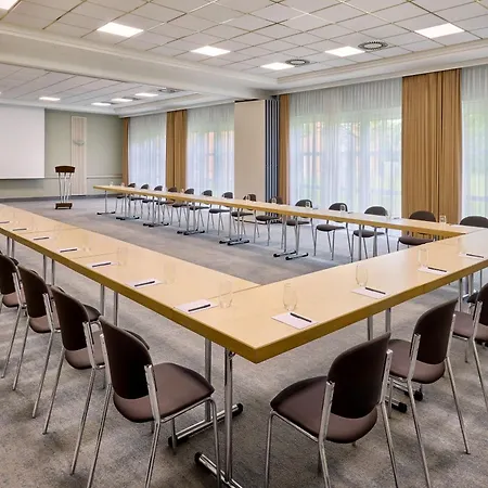 Courtyard By Marriott Magdeburg Hotel