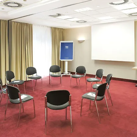 Hotel Courtyard By Marriott Magdeburg Barleben