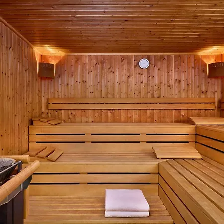 Hotel Courtyard By Marriott Magdeburg