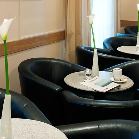 Courtyard By Marriott Magdeburg Hotel Barleben