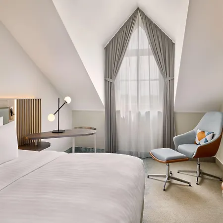 Hotel Courtyard By Marriott Magdeburg 4*