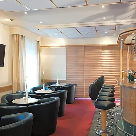 Courtyard By Marriott Magdeburg Hotel