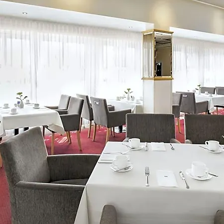 Hotel Courtyard By Marriott Magdeburg