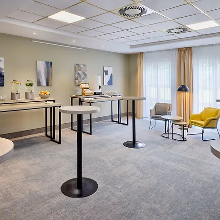 Courtyard By Marriott Magdeburg Hotel