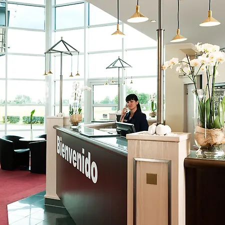 Hotel Courtyard By Marriott Magdeburg