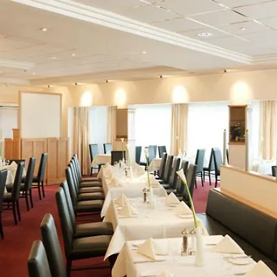 Hotel Courtyard By Marriott Magdeburg
