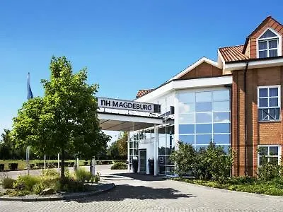 Courtyard By Marriott Magdeburg 酒店 4*