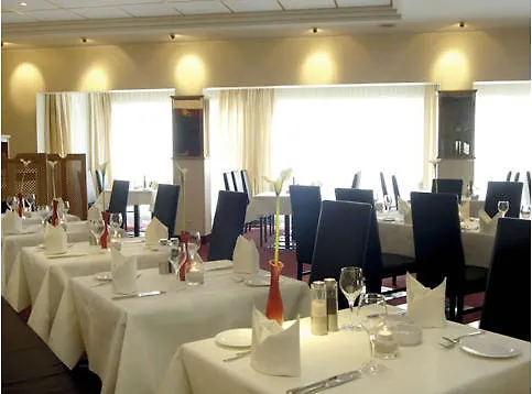 Courtyard By Marriott Magdeburg Ξενοδοχείο