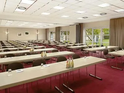 酒店 Courtyard By Marriott Magdeburg 4*